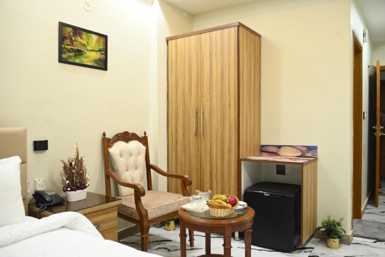 Hotel Pearl Inn كراتشي المظهر الخارجي الصورة